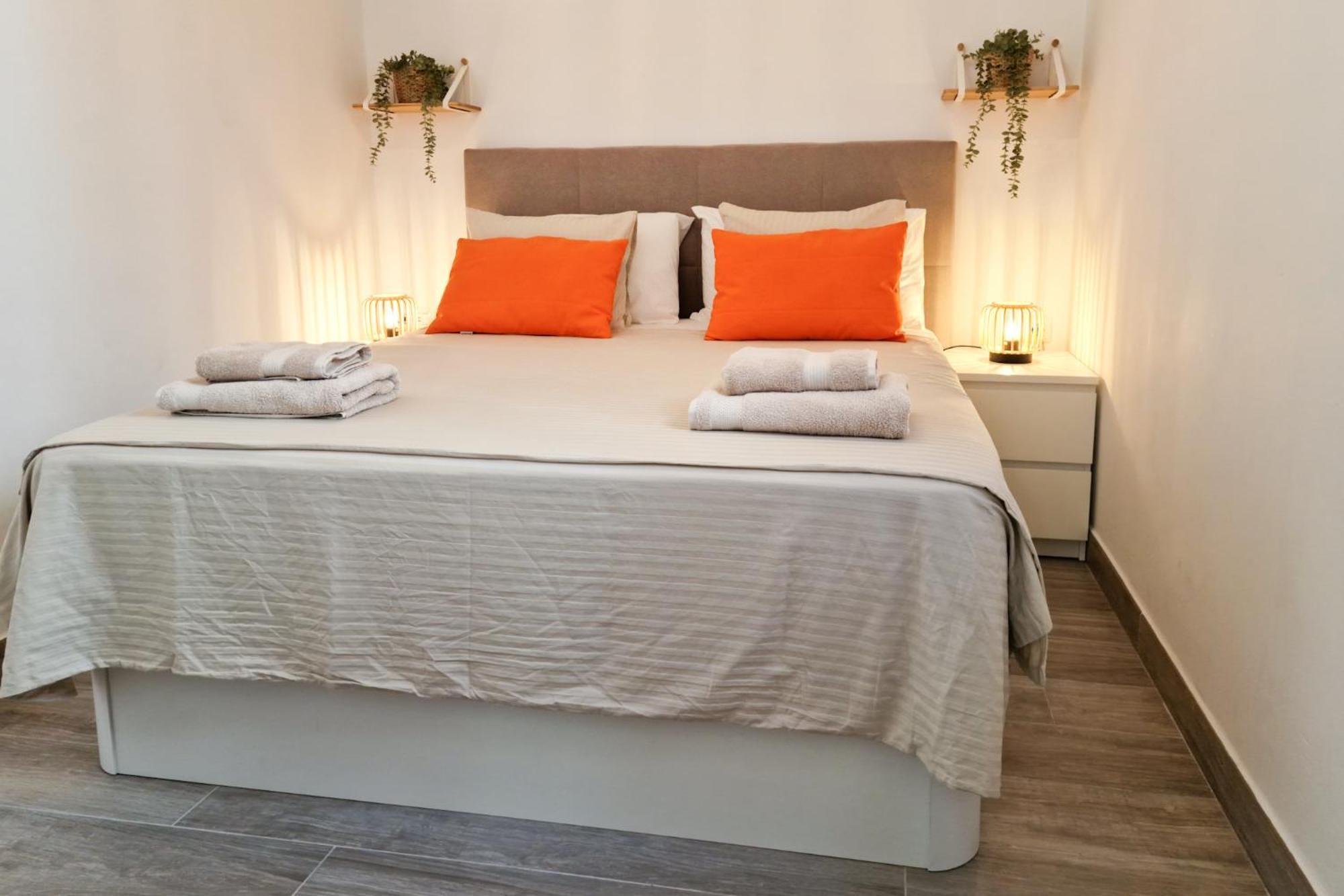 شقة Orange - Parque Santiago II أرونا المظهر الخارجي الصورة